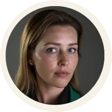 Lindsey Petras Headshot